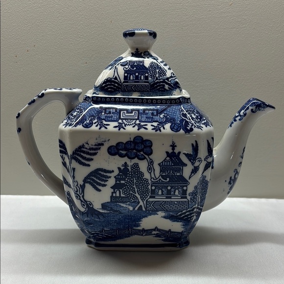 Moriyama Blue Willow Tea Pot Other - Vintage Moriyama Blue Willow Tea Pot